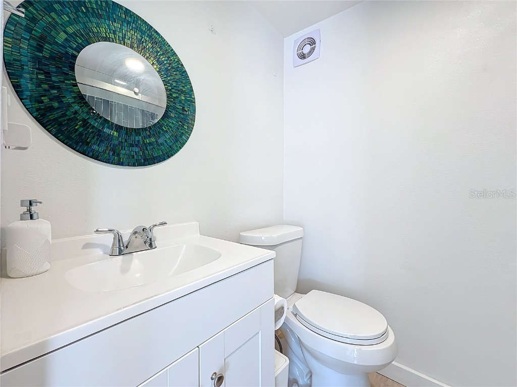 2900 Woodpine Court Sarasota FL 34231 A4640332 image35