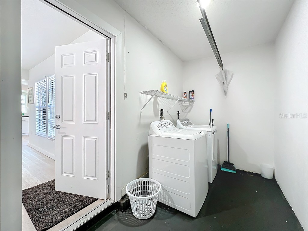 2900 Woodpine Court Sarasota FL 34231 A4640332 image39