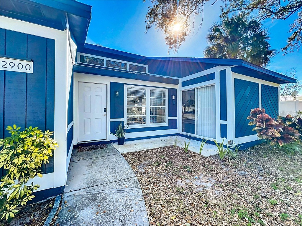 2900 Woodpine Court Sarasota FL 34231 A4640332 image4