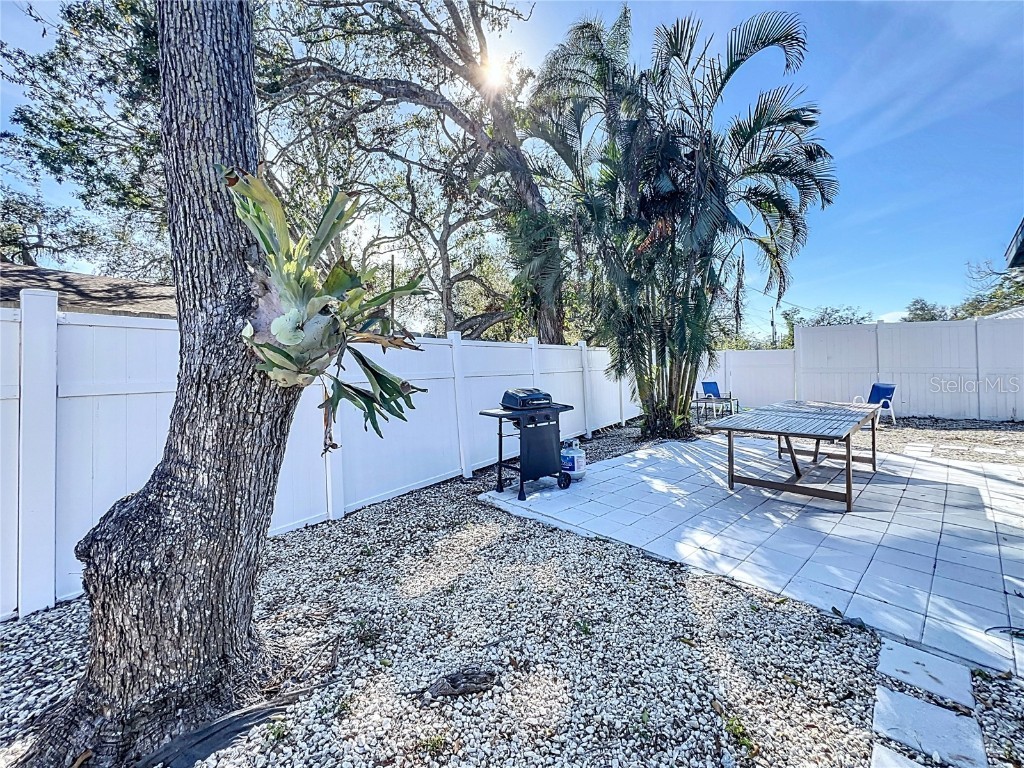 2900 Woodpine Court Sarasota FL 34231 A4640332 image54