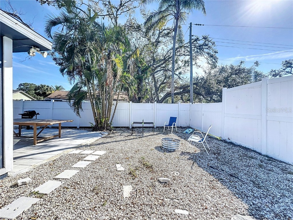 2900 Woodpine Court Sarasota FL 34231 A4640332 image61