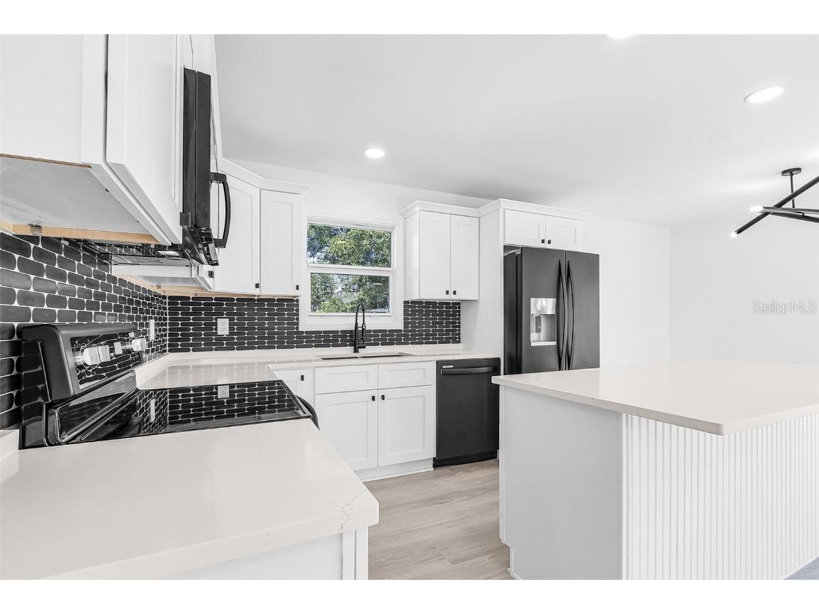 2901 10th Street SW Lehigh Acres FL 33976 C7514173 image20