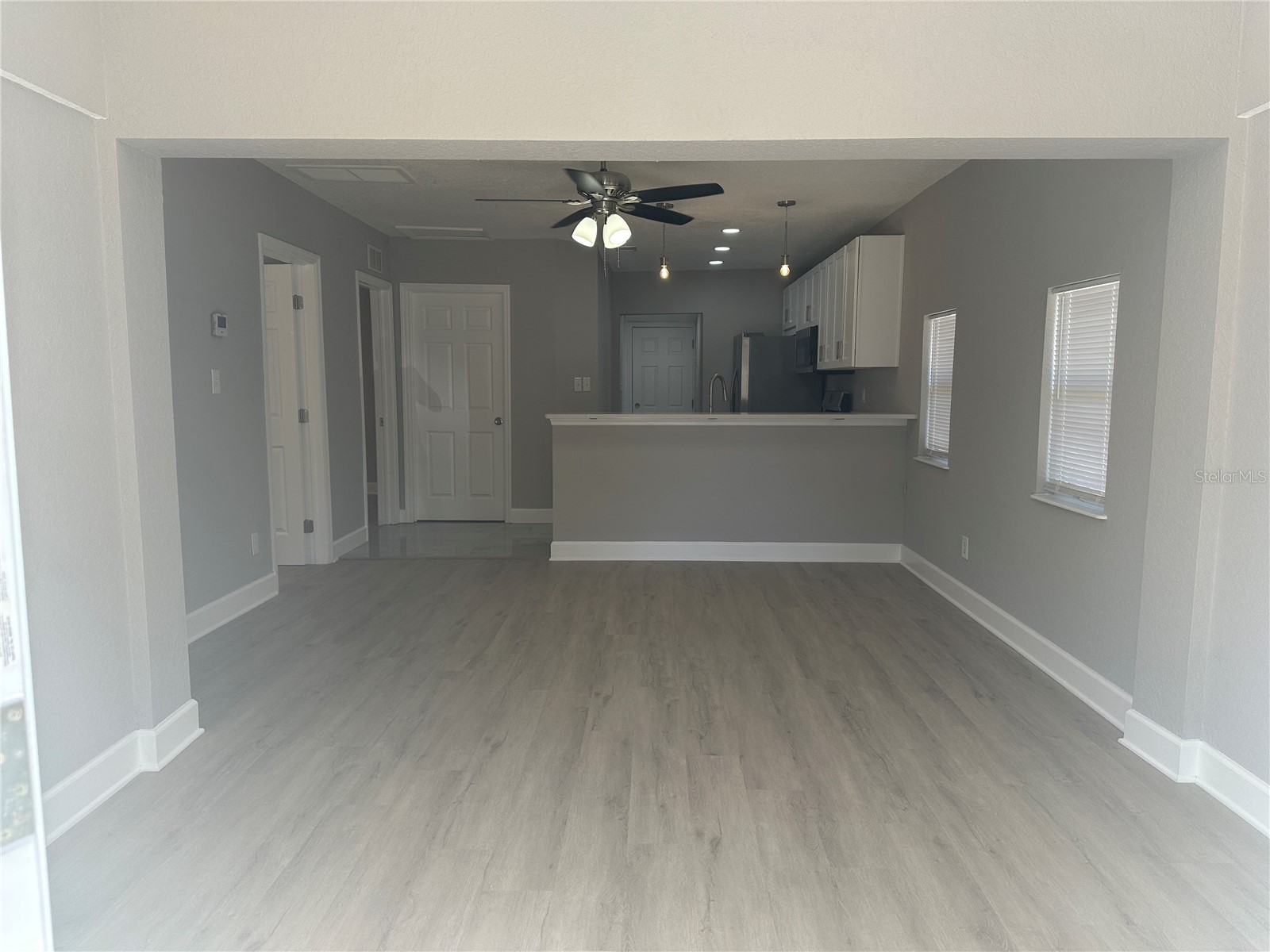 2901 20th Street N Saint Petersburg FL 33713 TB8507513 image2