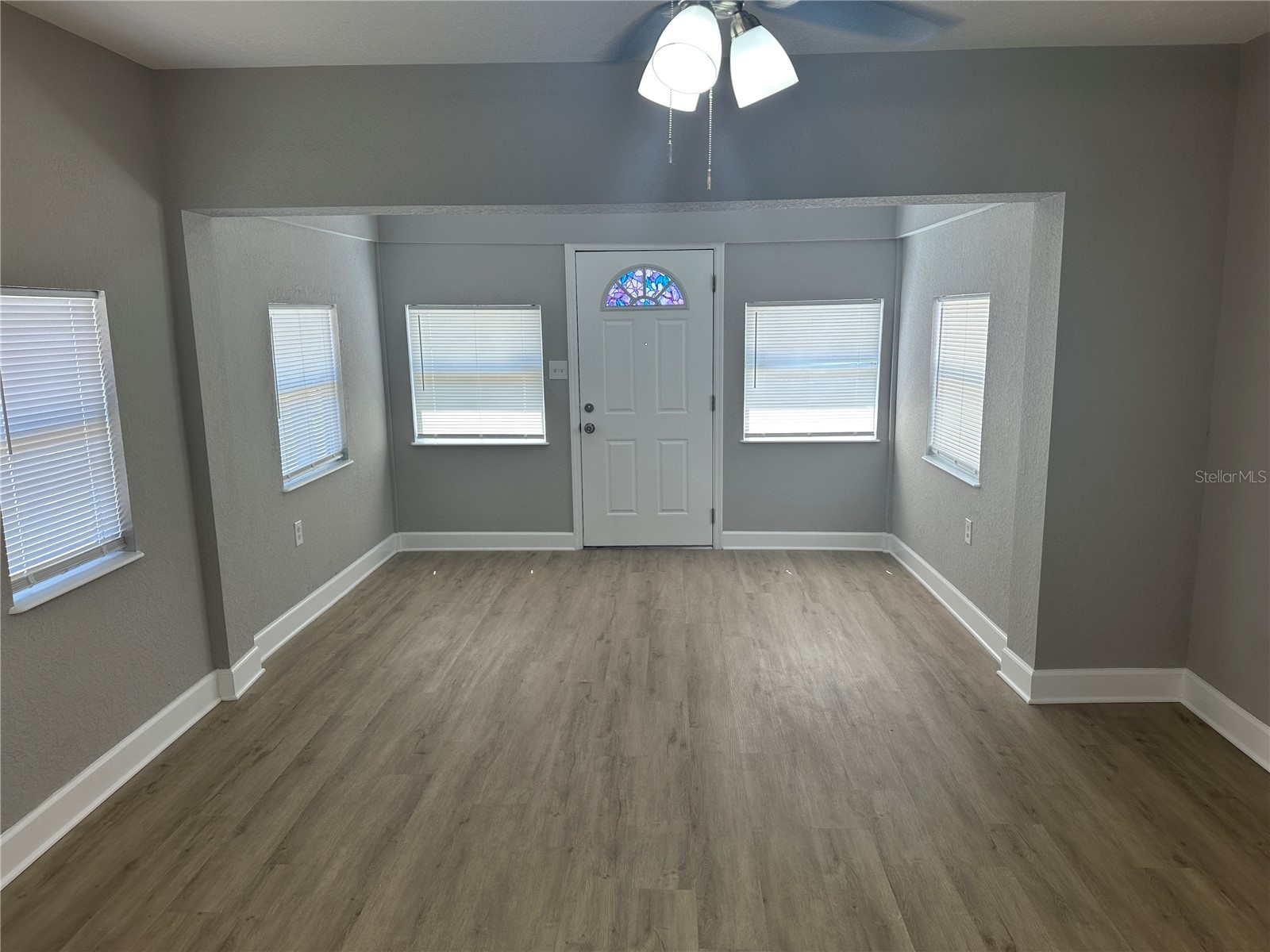 2901 20th Street N Saint Petersburg FL 33713 TB8507513 image4
