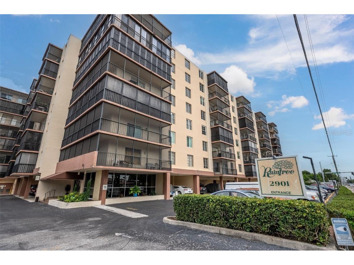 2901 26th Street W #208 Bradenton FL 34205 A4619072 image1