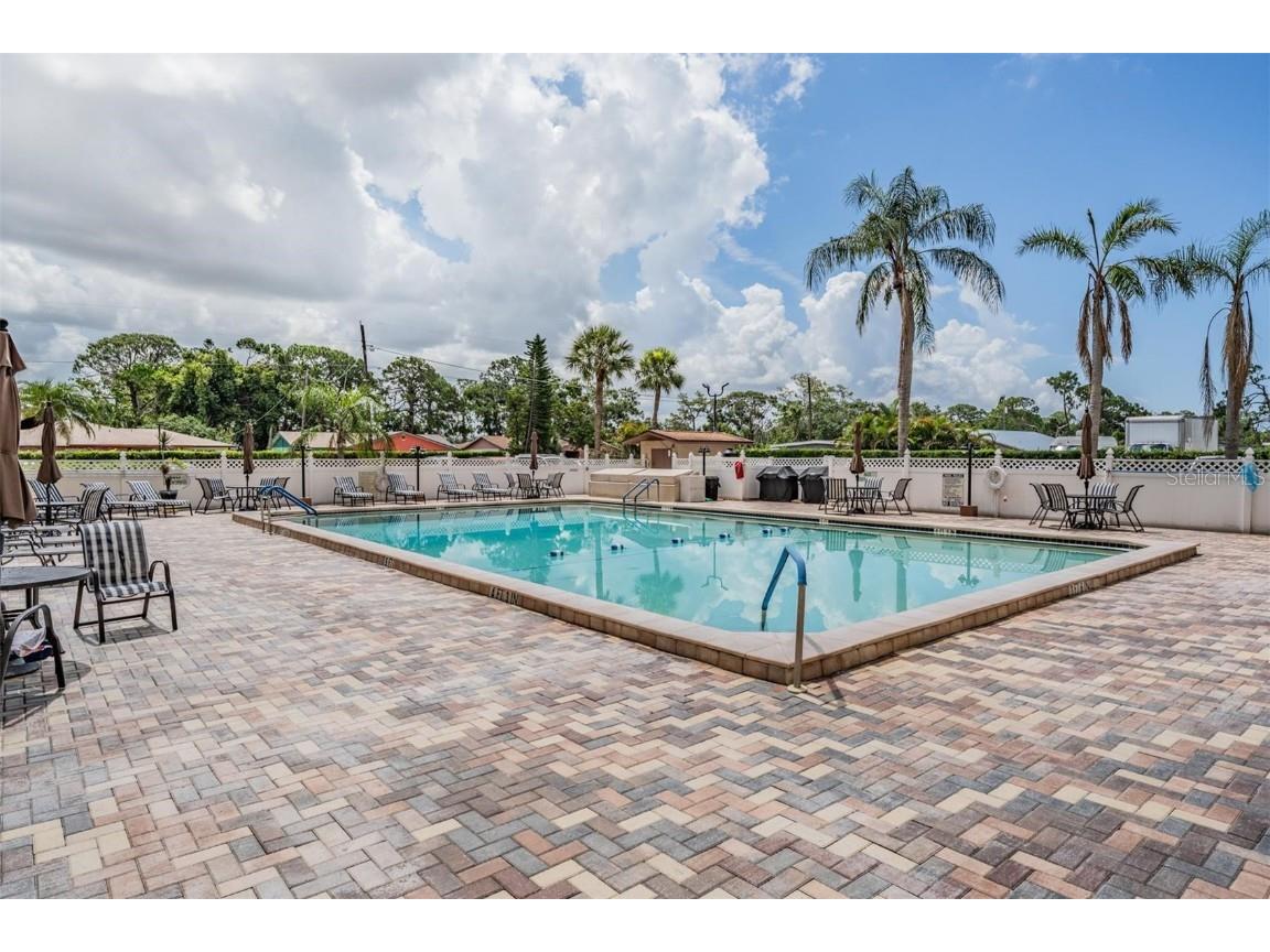 2901 26th Street W #301 Bradenton FL 34205 TB8397922 image2