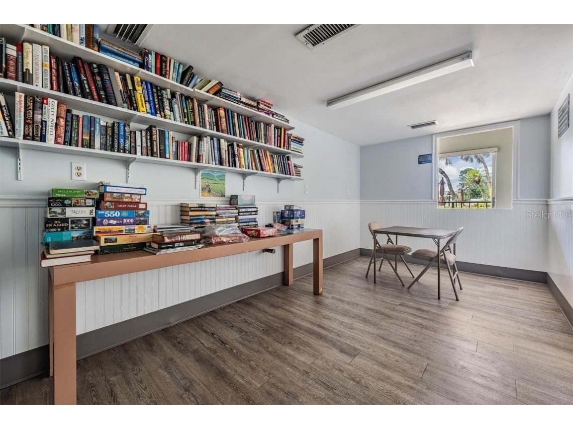 2901 26th Street W #301 Bradenton FL 34205 TB8397922 image33