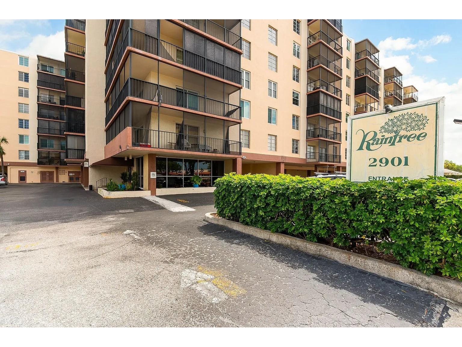 2901 26th Street W #309 Bradenton FL 34205 R4911340 image1