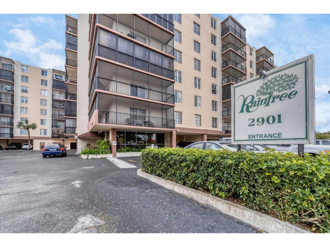 2901 26th Street W #320 Bradenton FL 34205 A4555099 image1