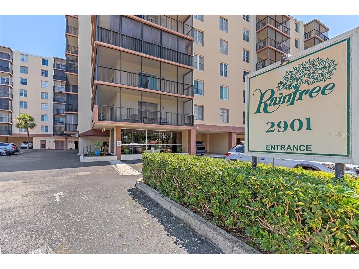 2901 26th Street W #703 Bradenton FL 34205 A4596490 image1