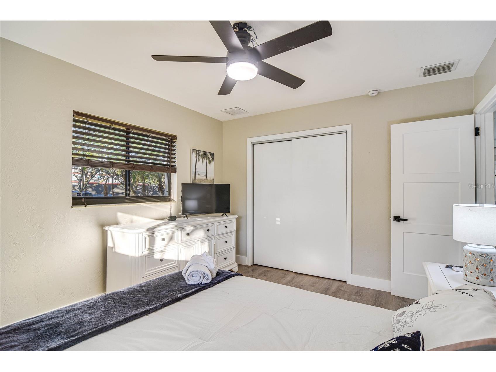 2901 70th Street N Saint Petersburg FL 33710 TB8508459 image37