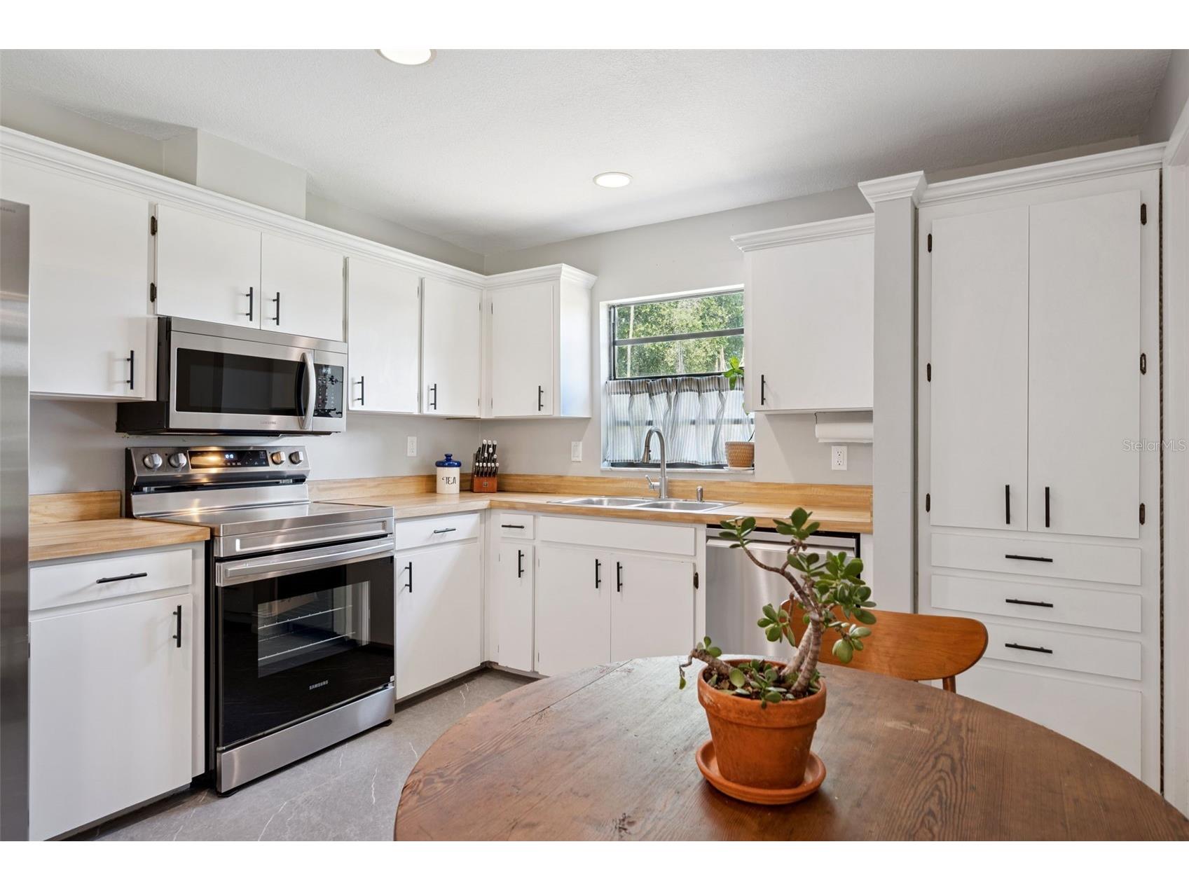 2901 Autumnwood Trail Apopka FL 32703 O6405296 image8