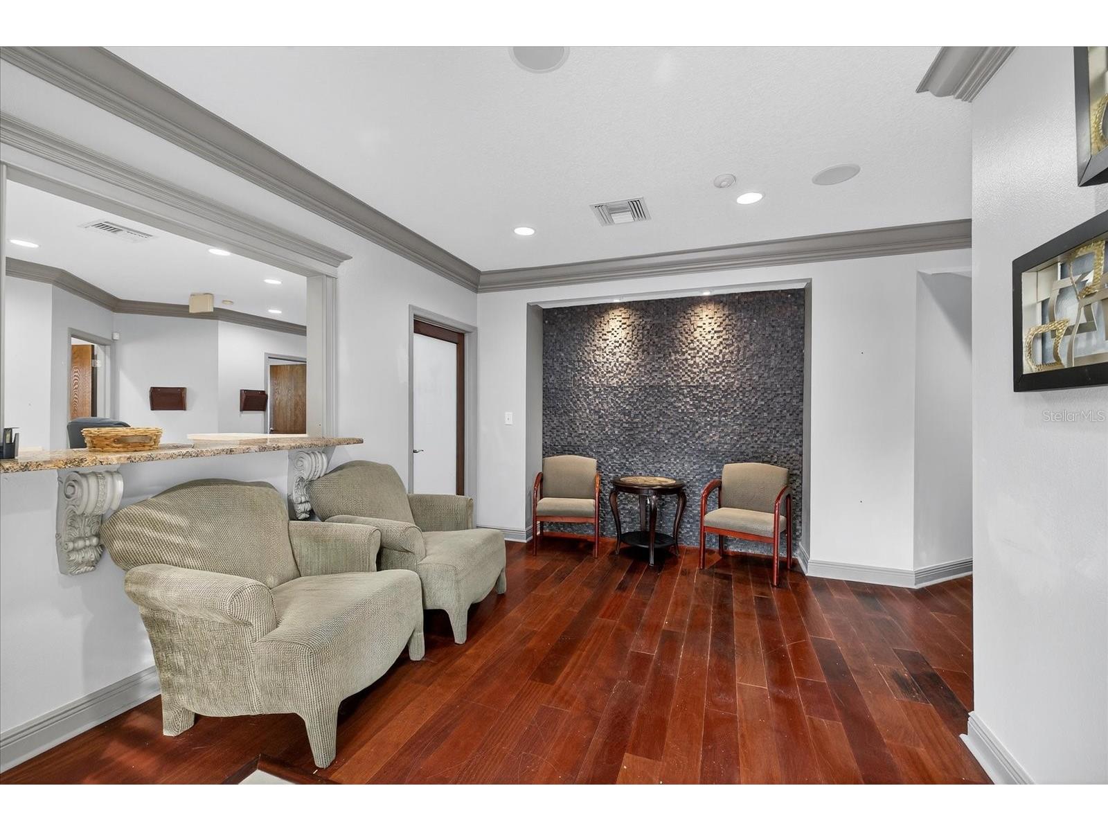 2901 Busch Lake Boulevard Tampa FL 33614 TB8456736 image13