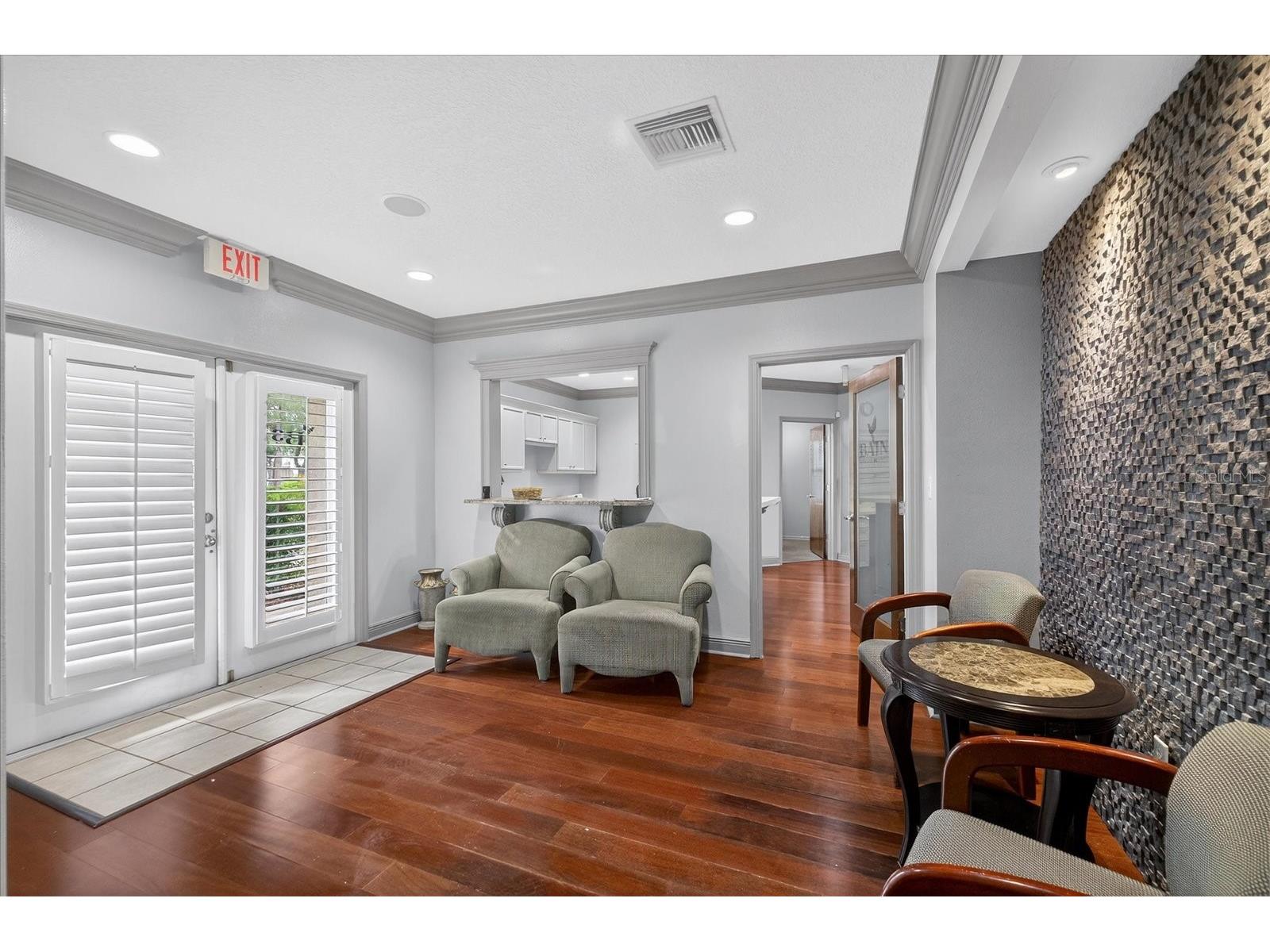 2901 Busch Lake Boulevard Tampa FL 33614 TB8456736 image16