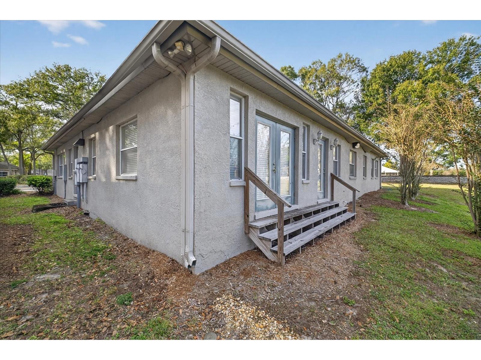 2901 Busch Lake Boulevard Tampa FL 33614 TB8456736 image5