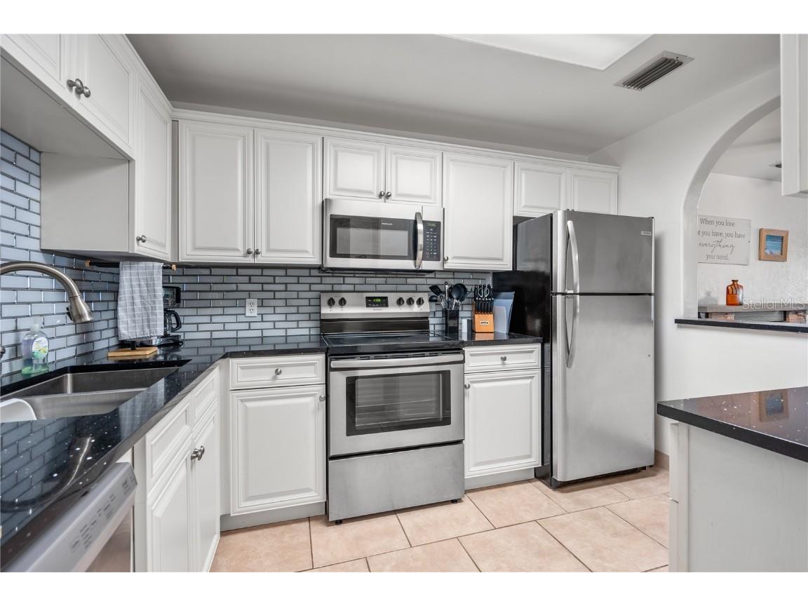 2901 N Halifax Avenue #205 Daytona Beach FL 32118 - HALIFAX FC311534 image3