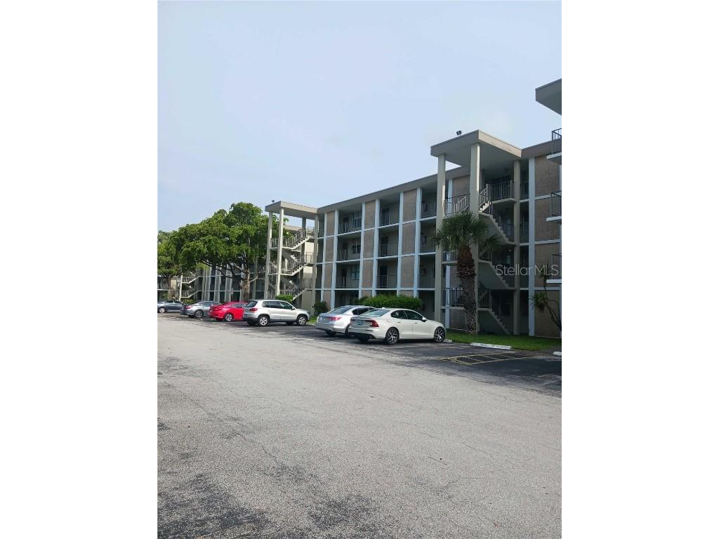 2901 NW 48th Avenue #367 Lauderdale Lakes FL 33313 TB8390088 image1