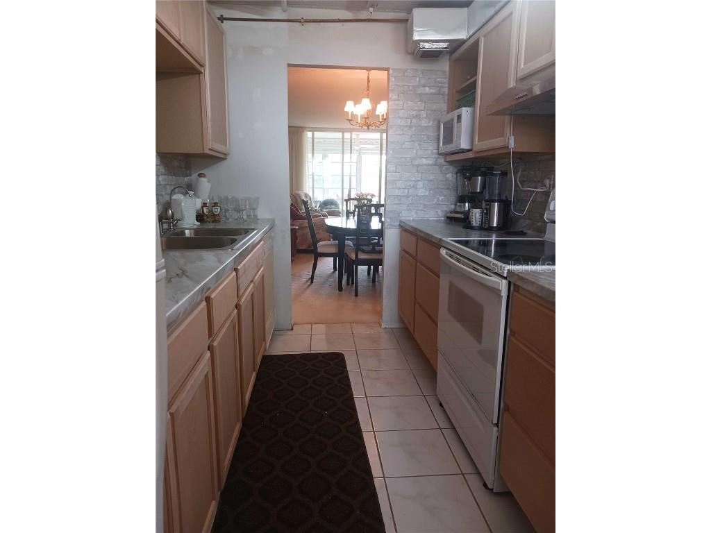 2901 NW 48th Avenue #367 Lauderdale Lakes FL 33313 TB8390088 image2