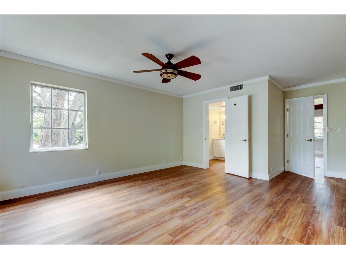 2901 Pelham Rd N Saint Petersburg FL 33710 TB8435990 image17