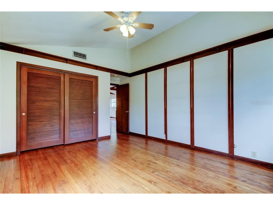 2901 Pelham Rd N Saint Petersburg FL 33710 TB8435990 image27