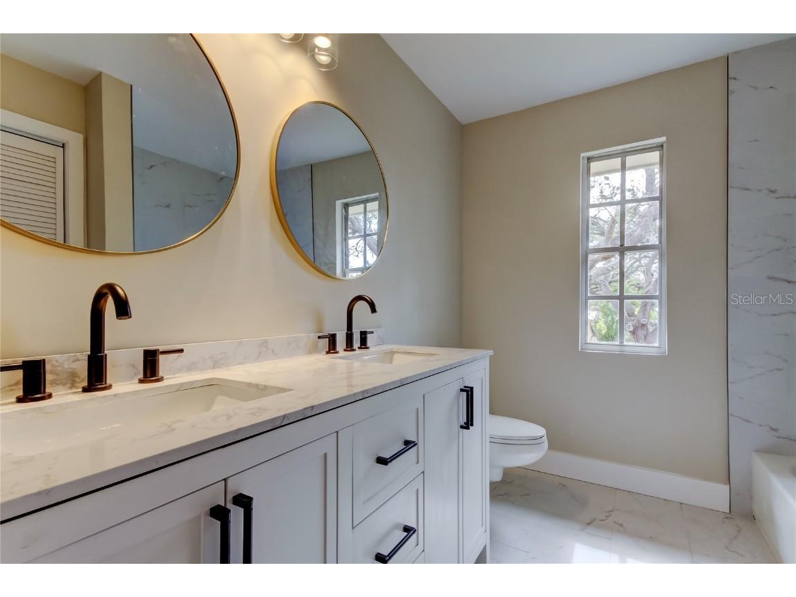 2901 Pelham Rd N Saint Petersburg FL 33710 TB8435990 image30