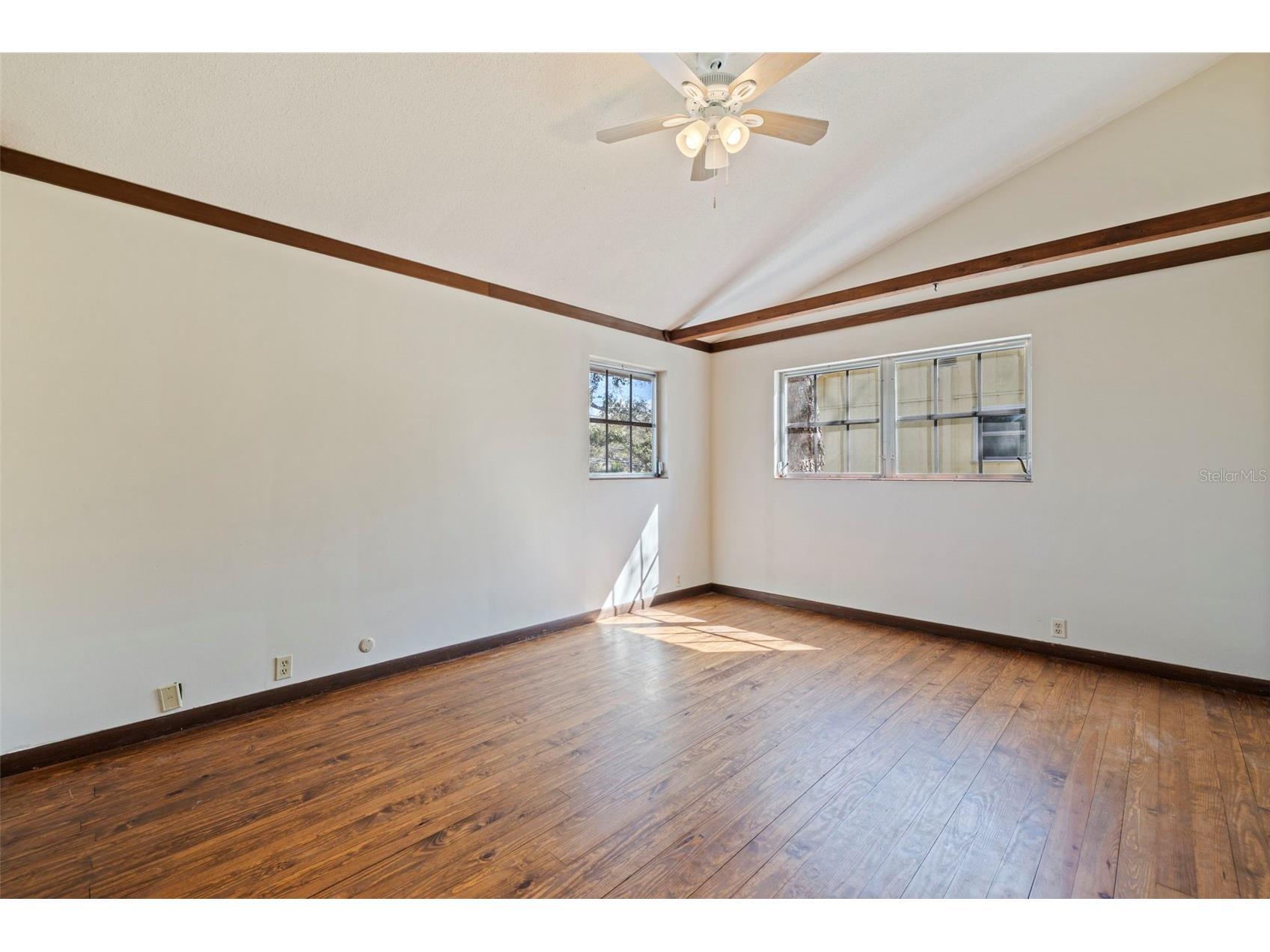 2901 Pelham Road N Saint Petersburg FL 33710 TB8482515 image40