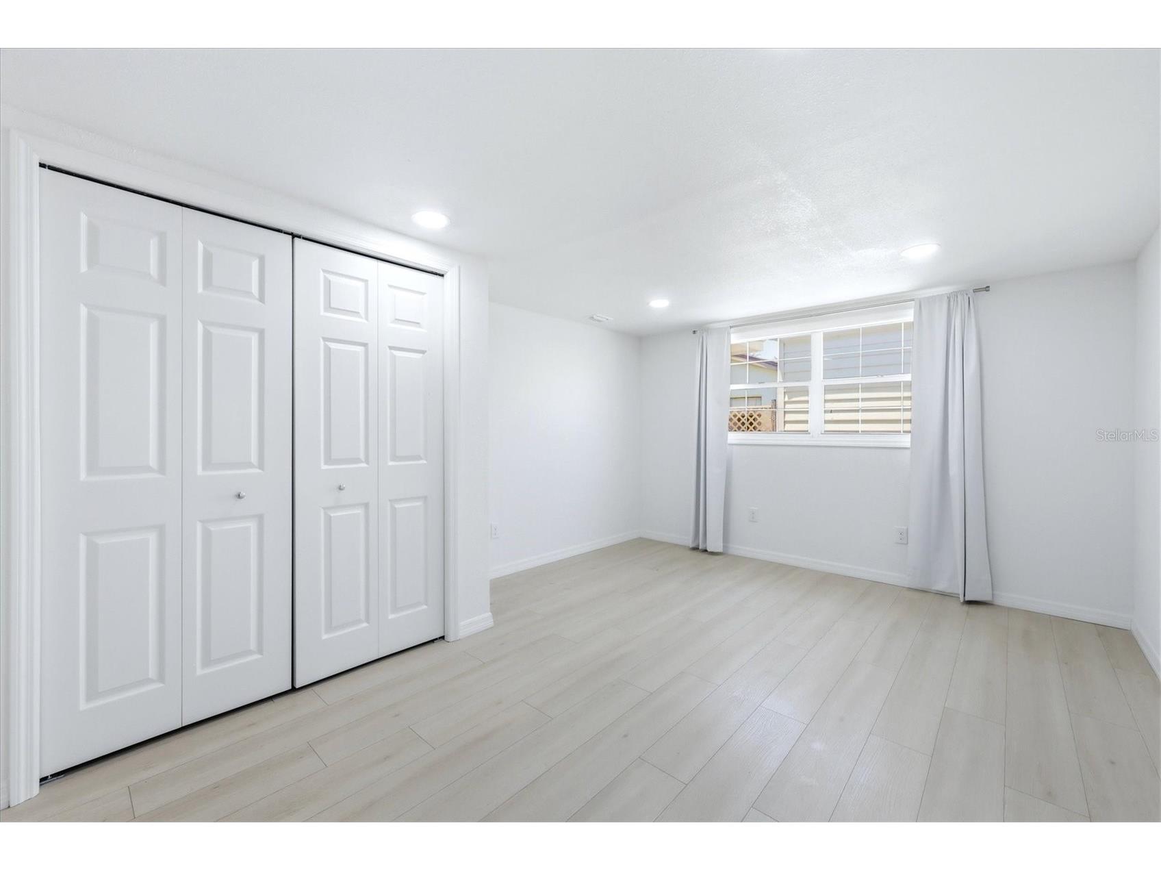 2901 Poplar Street Sarasota FL 34237 A4691230 image17