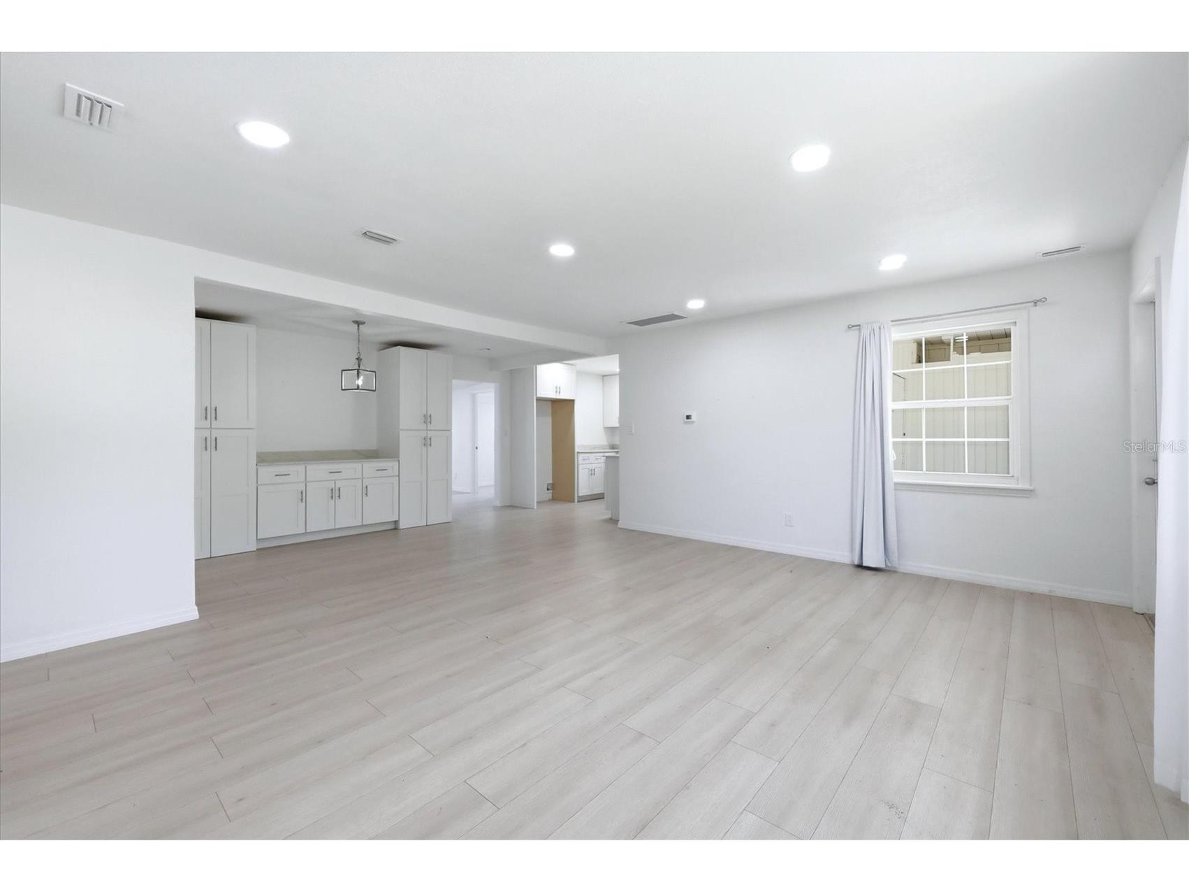 2901 Poplar Street Sarasota FL 34237 A4691230 image8