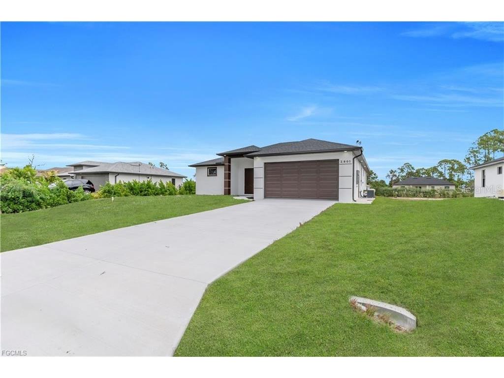 2901 Villa Avenue S Lehigh Acres FL 33976 A4691831 image2