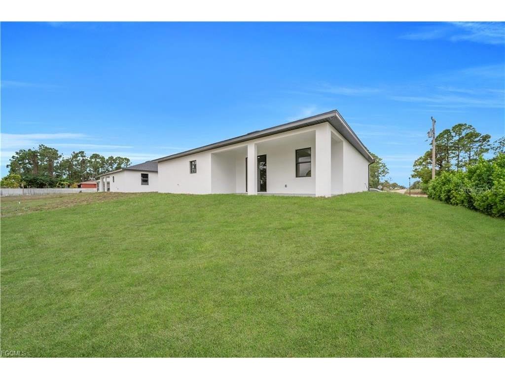 2901 Villa Avenue S Lehigh Acres FL 33976 A4691831 image25