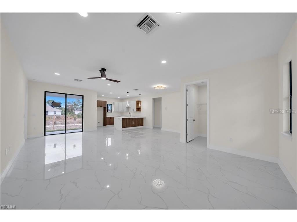 2901 Villa Avenue S Lehigh Acres FL 33976 A4691831 image4