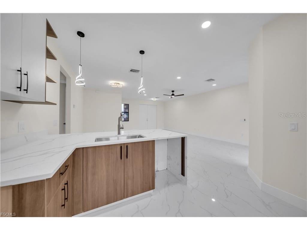 2901 Villa Avenue S Lehigh Acres FL 33976 A4691831 image7