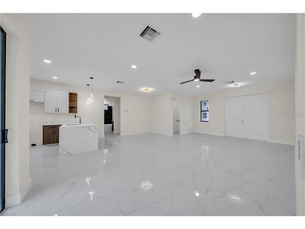 2901 Villa Avenue S Lehigh Acres FL 33976 A4691831 image8