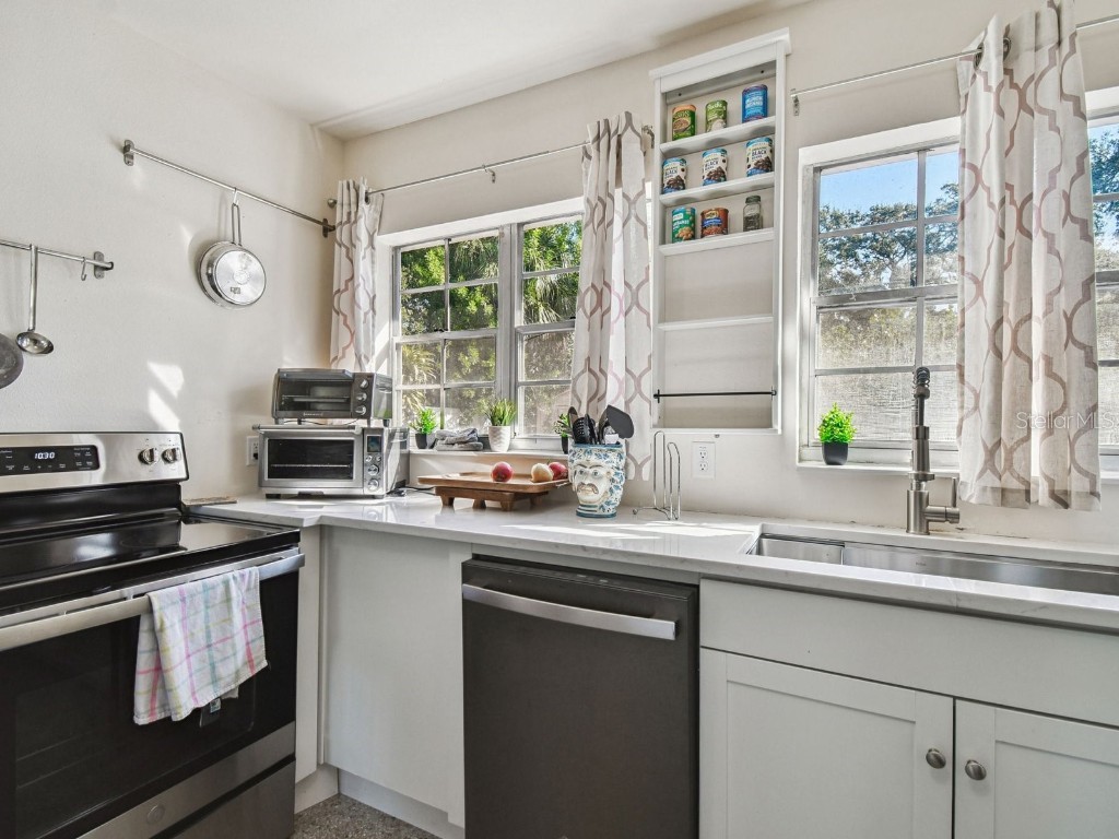 2901 W Elrod Avenue Tampa FL 33611 TB8449725 image15