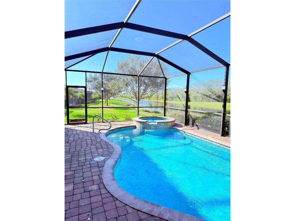 2902 Aviamar Circle Naples FL 34114 TB8347708 image38