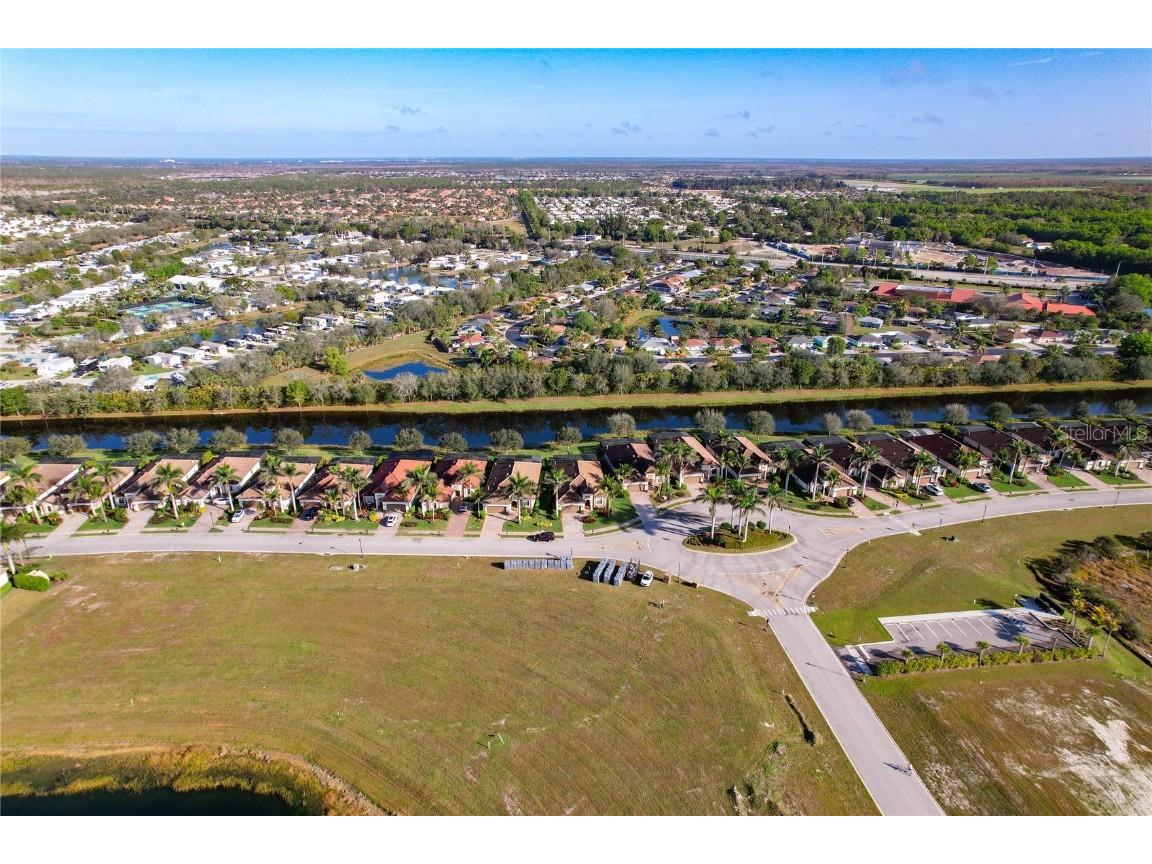 2902 Aviamar Circle Naples FL 34114 TB8347708 image52