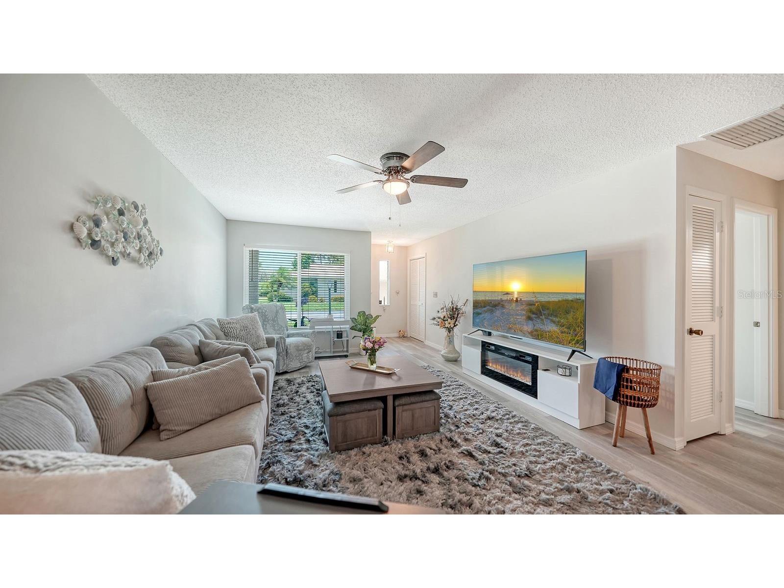 2902 Captiva Gardens Drive #3 Sarasota FL 34231 A4692905 image8