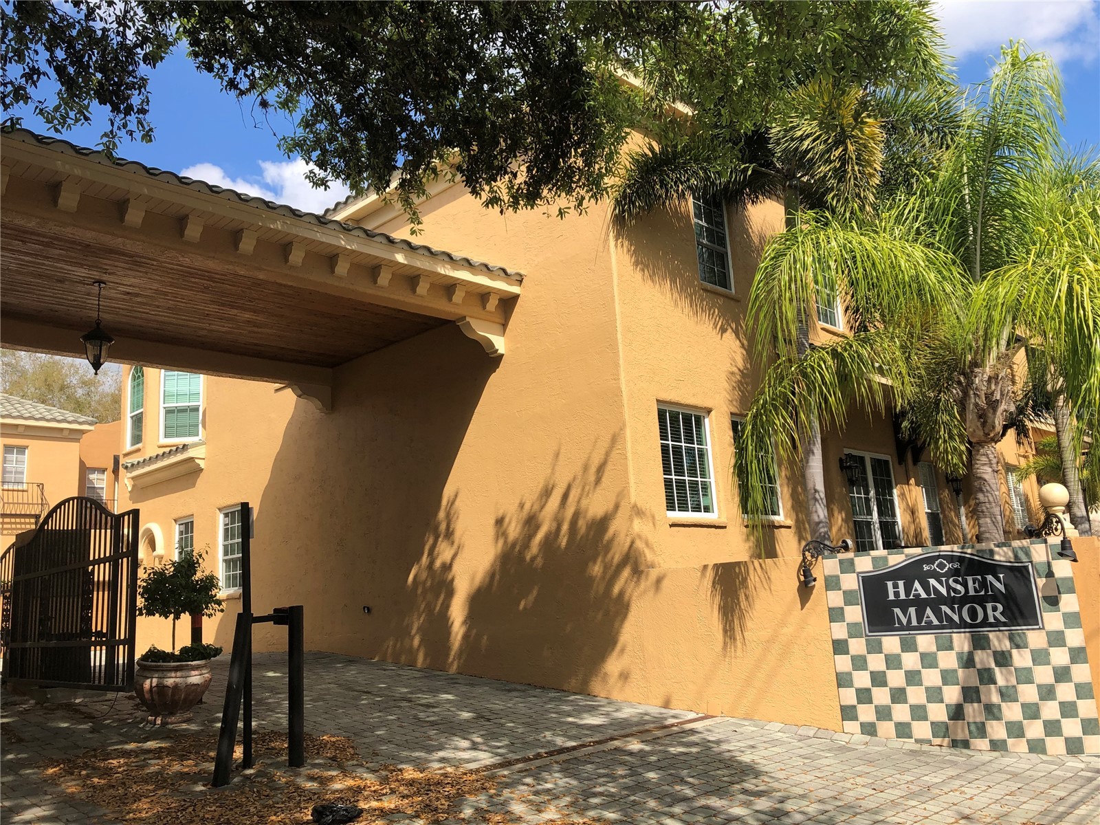 2902 Hansen Manor Lane Tampa FL 33611 TB8520021 image3