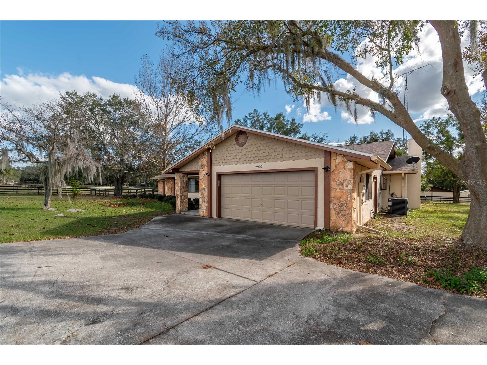 2902 Marion County Road Weirsdale FL 32195 OM715549 image55