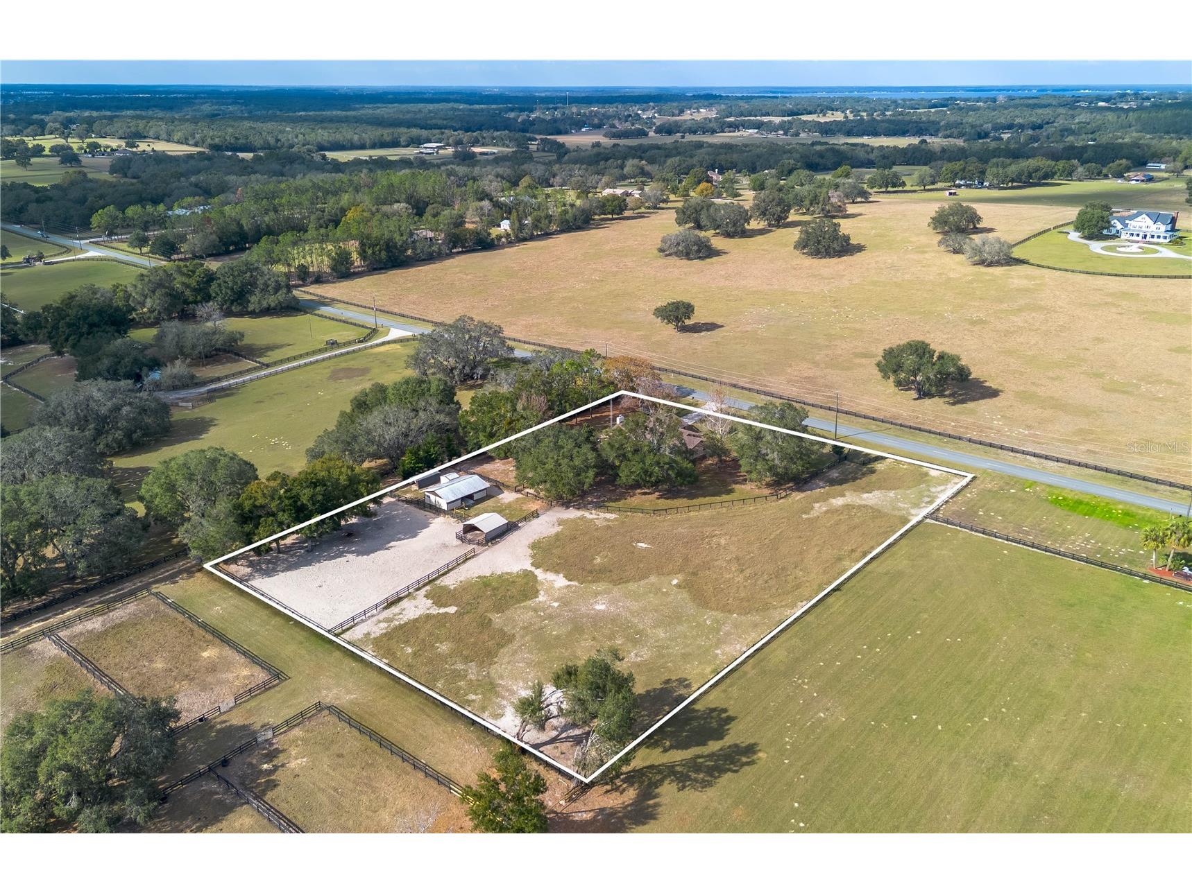 2902 Marion County Road Weirsdale FL 32195 OM715549 image80