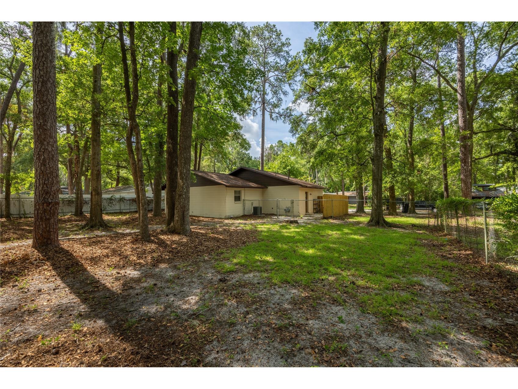2902 NW 39th Place Gainesville FL 32605 GC541968 image15