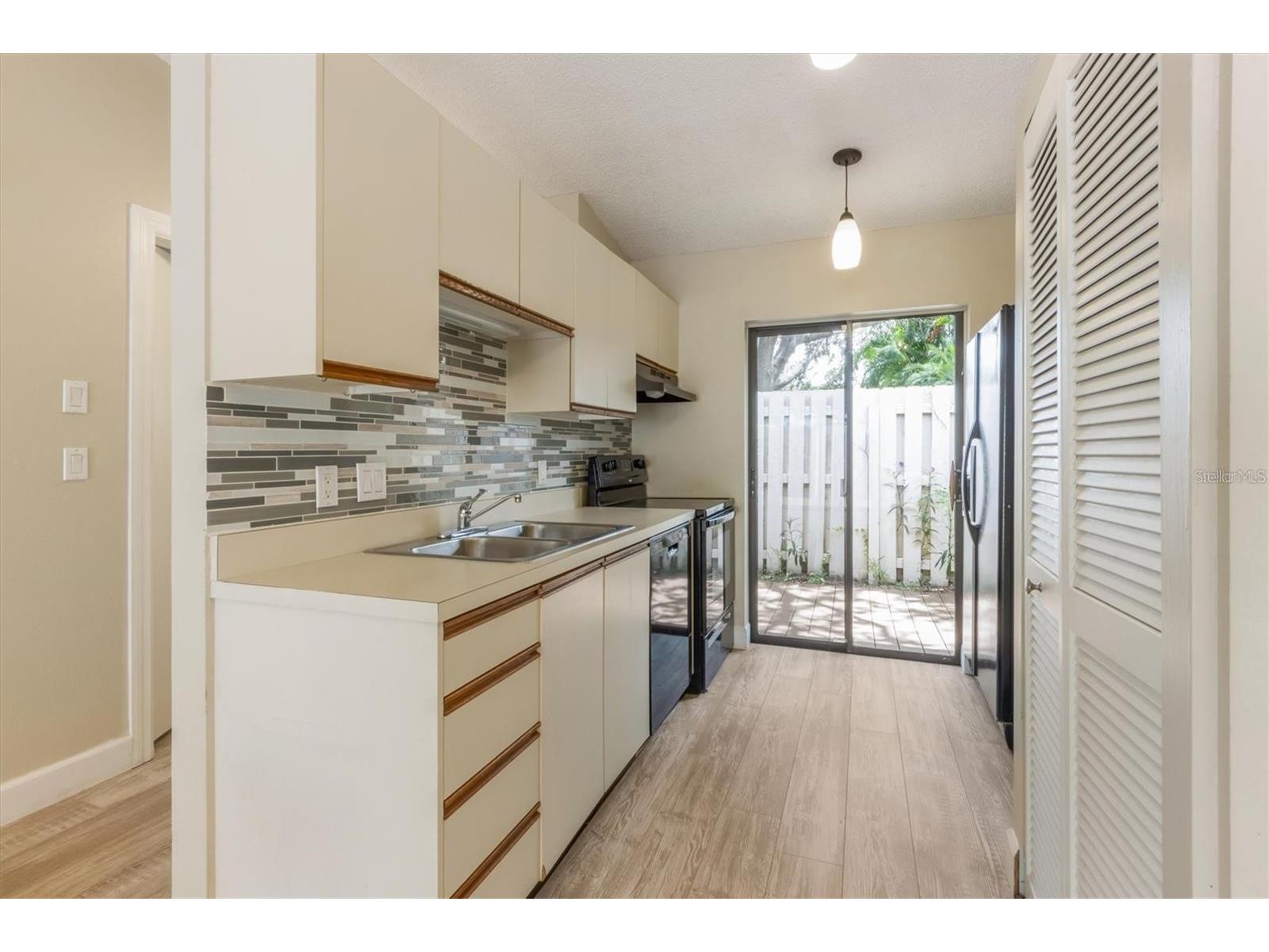 2903 62nd Street W #303 Bradenton FL 34209 A4696444 image3