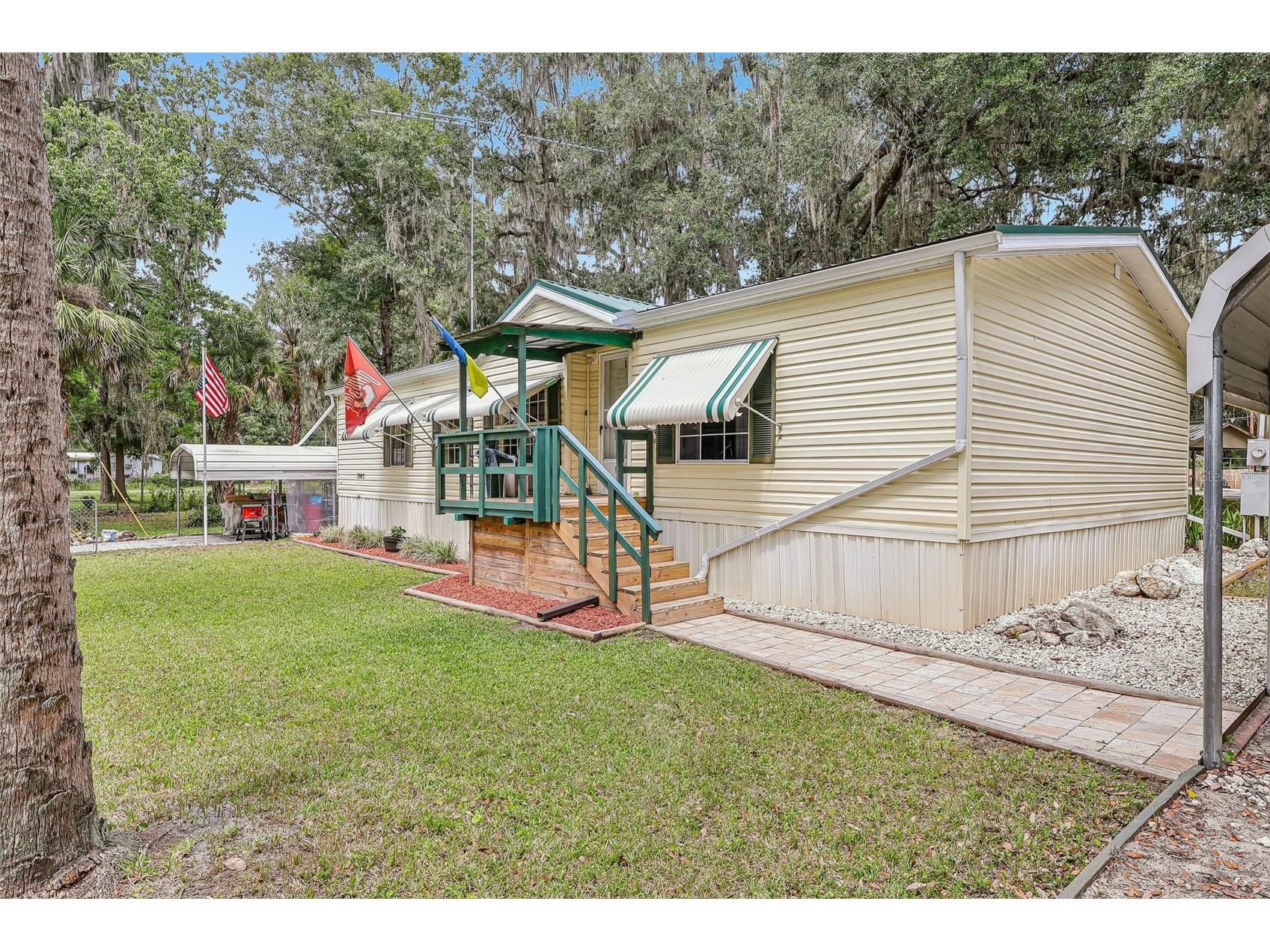 2903 Cr 426e Lake Panasoffkee FL 33538 G5112481 image10
