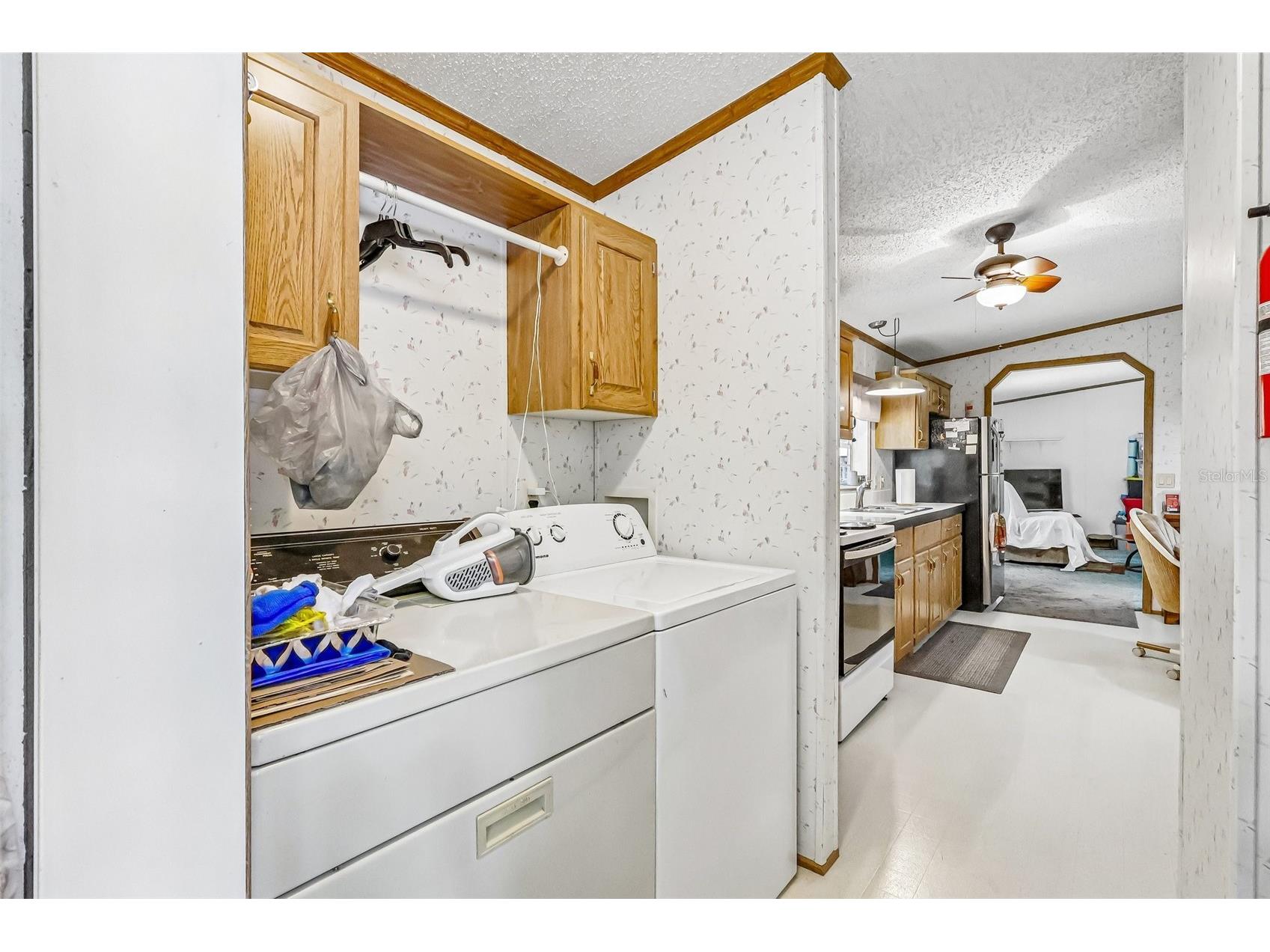 2903 Cr 426e Lake Panasoffkee FL 33538 G5112481 image25