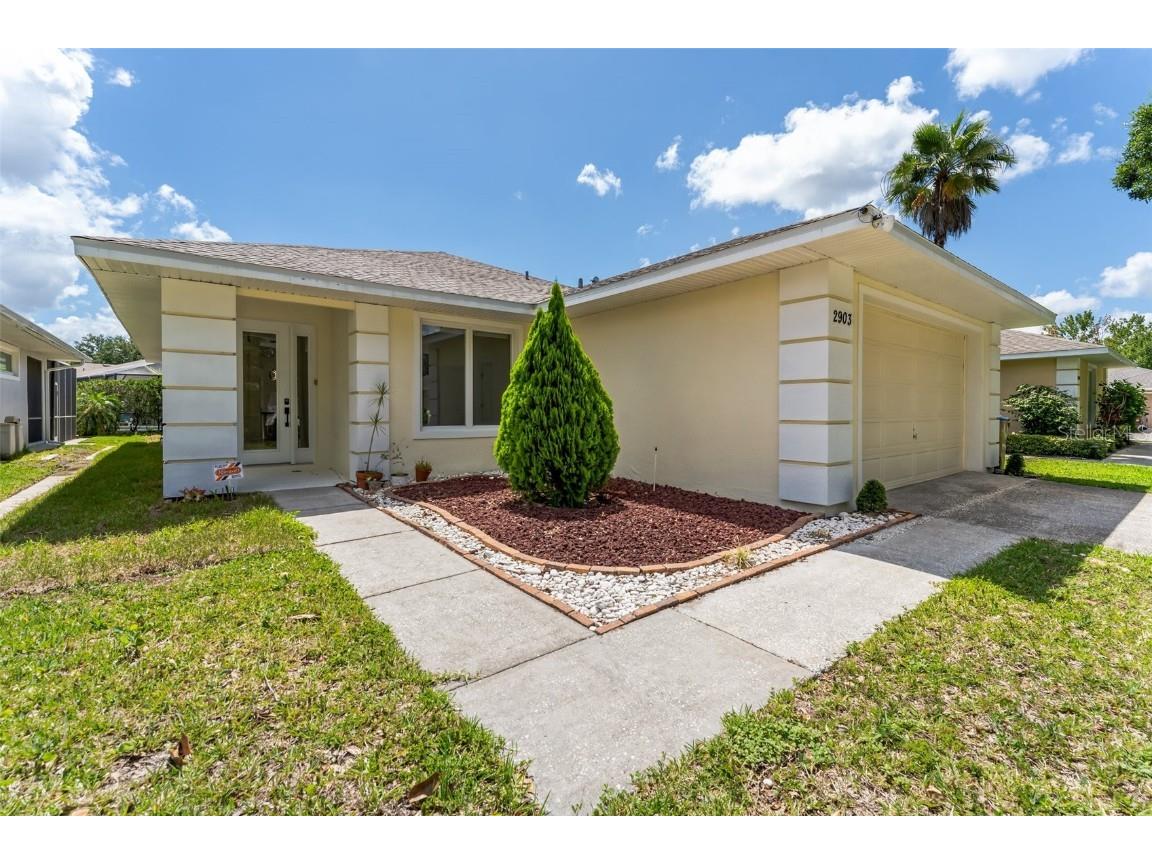 2903 Sunset Lakes Boulevard Kissimmee FL 34747 O6180436 image1