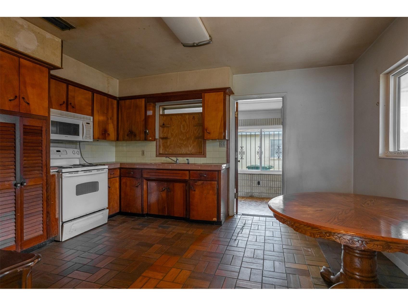2903 W Heiter Street Tampa FL 33607 TB8469679 image13
