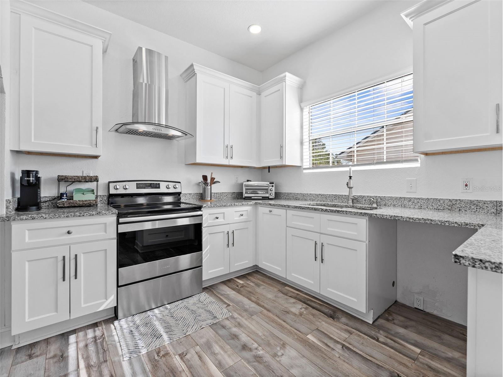 2903 W Ivy Street Tampa FL 33607 TB8499493 image10