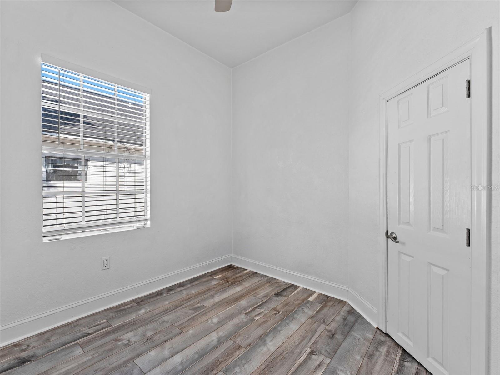 2903 W Ivy Street Tampa FL 33607 TB8499493 image20