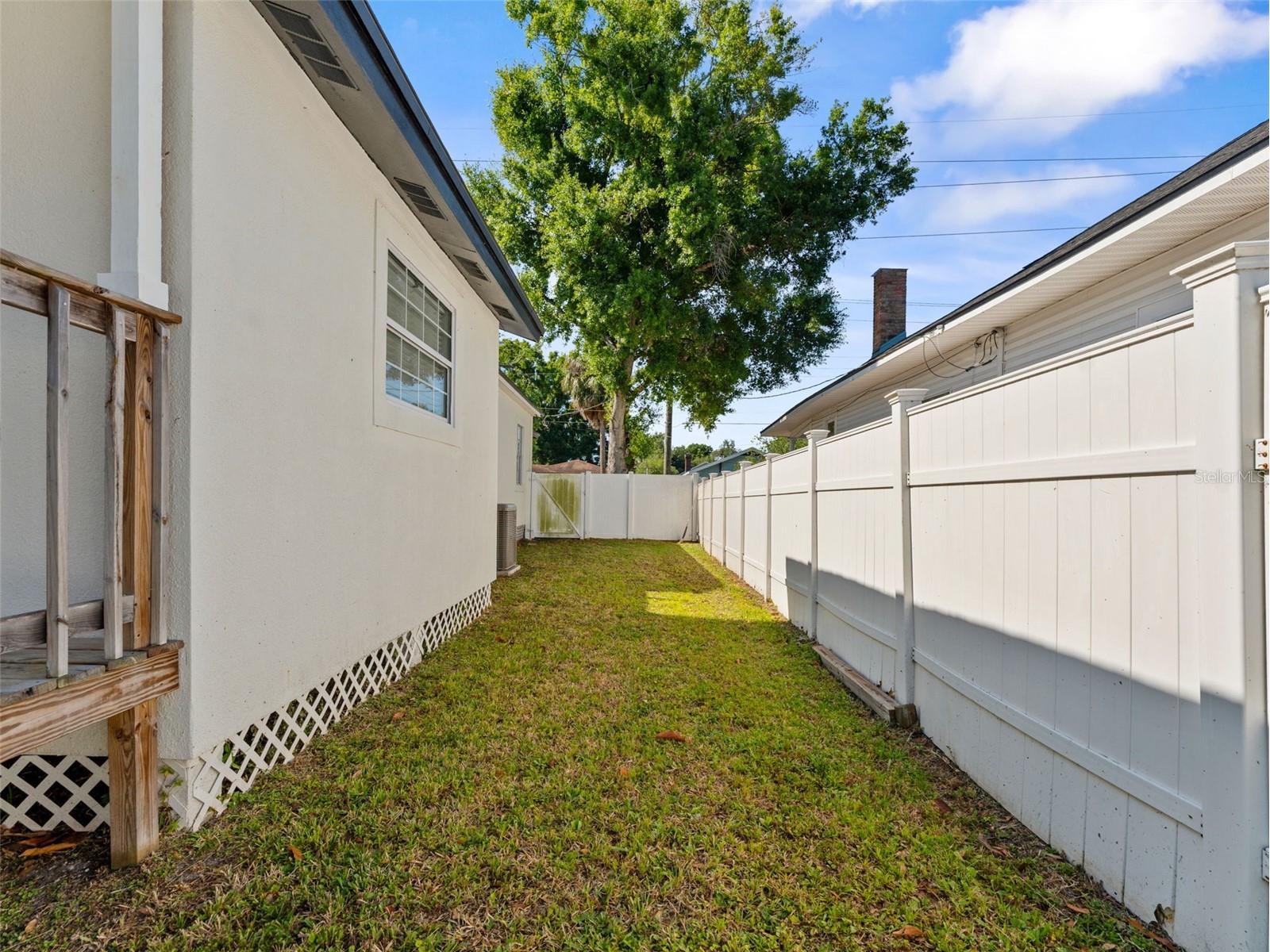 2903 W Ivy Street Tampa FL 33607 TB8499493 image29