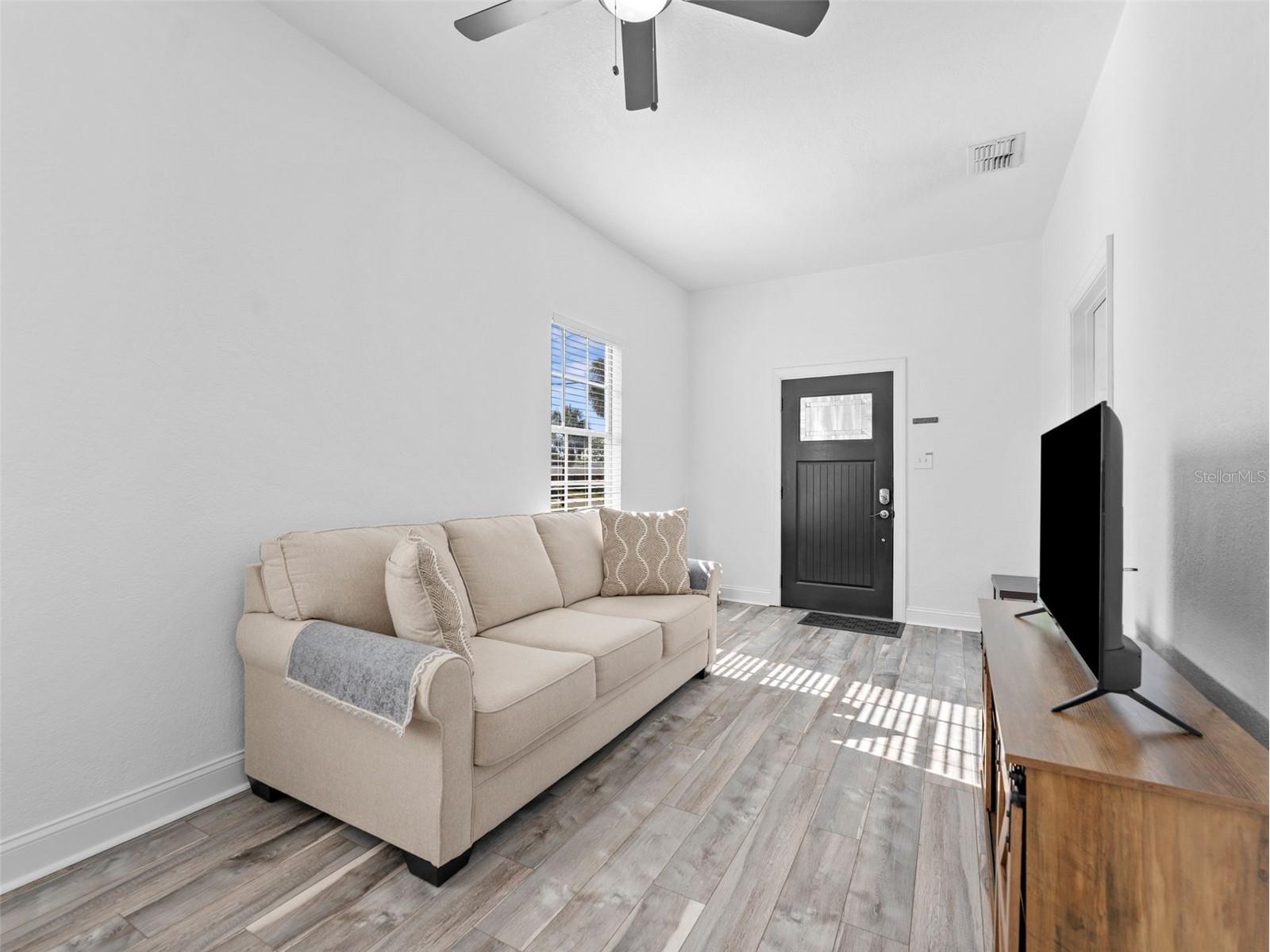 2903 W Ivy Street Tampa FL 33607 TB8499493 image7